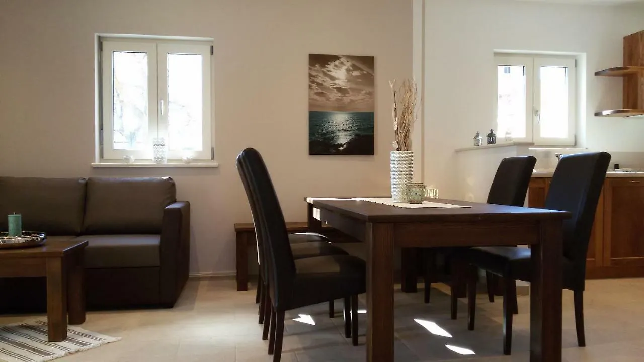 Villa Jomi Tar-Vabriga